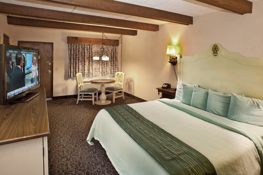 Helendorf River Inn, Suites & Conference Center Εξωτερικό φωτογραφία
