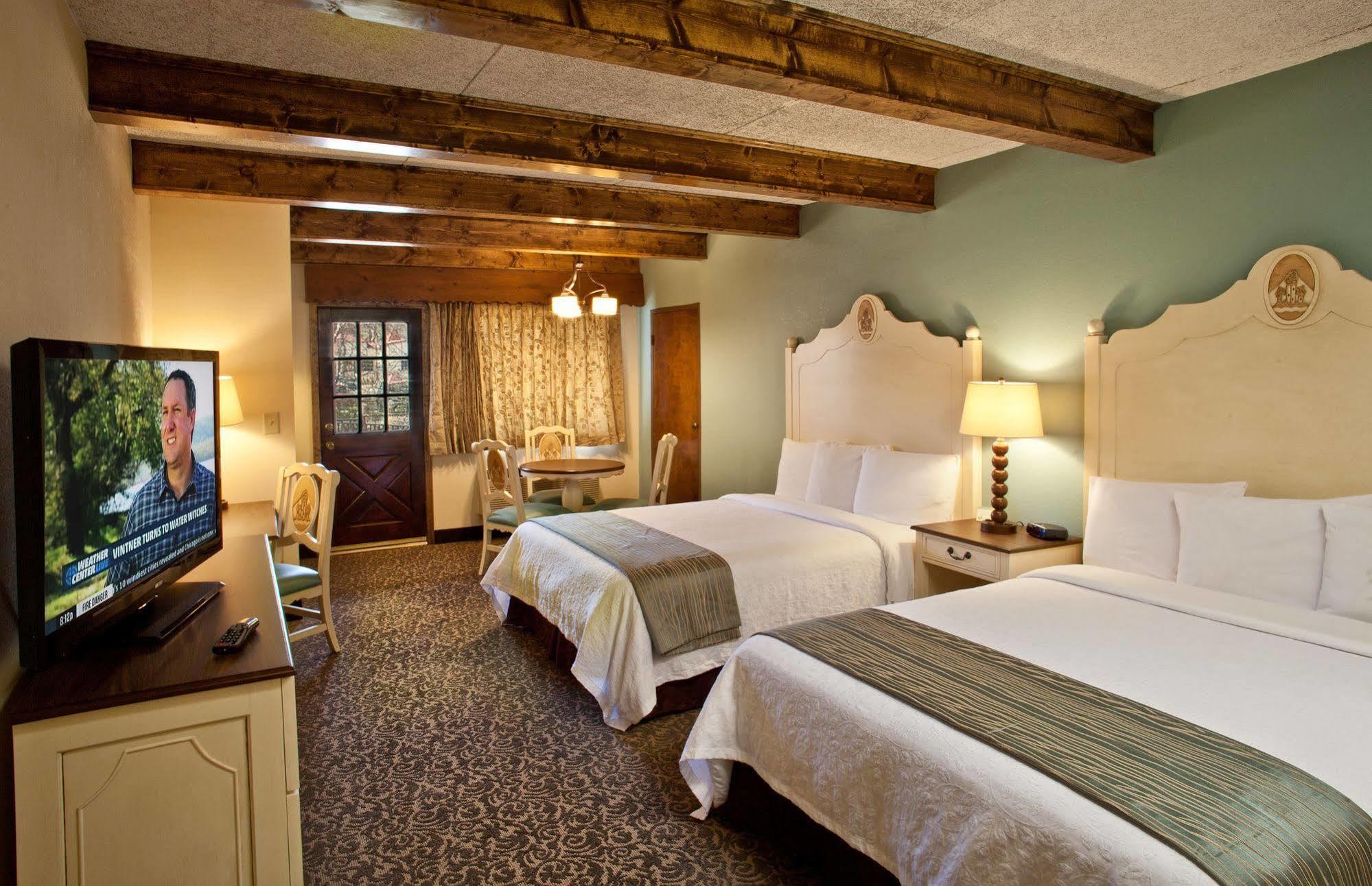 Helendorf River Inn, Suites & Conference Center Εξωτερικό φωτογραφία