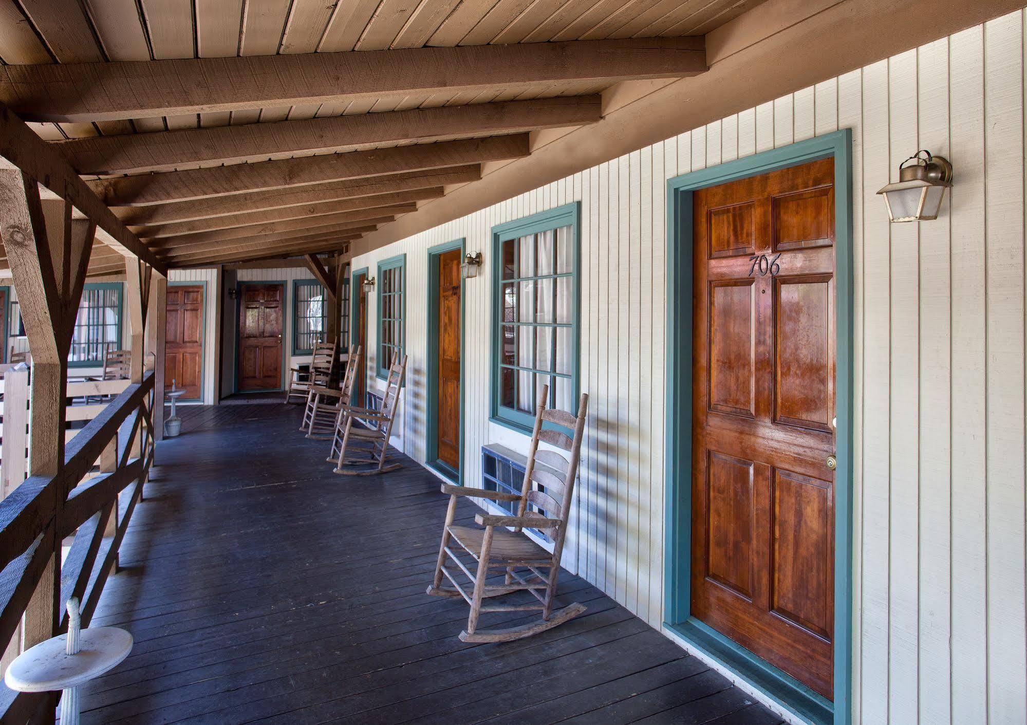 Helendorf River Inn, Suites & Conference Center Εξωτερικό φωτογραφία